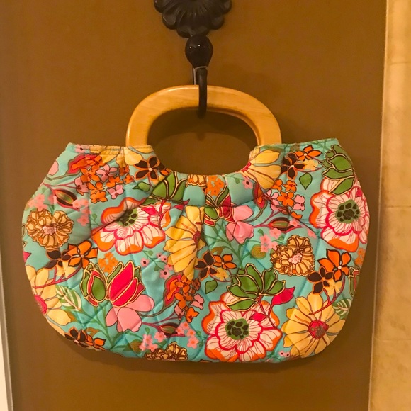 Vera Bradley quilted floral bag - Picture 2 of 8